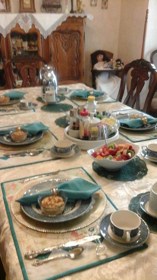 The Silk Pincushion (Adults Only) Bed & Breakfast Golden Ngoại thất bức ảnh